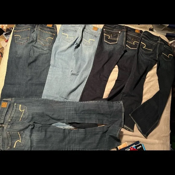 American Eagle jeans - Picture 2 of 2